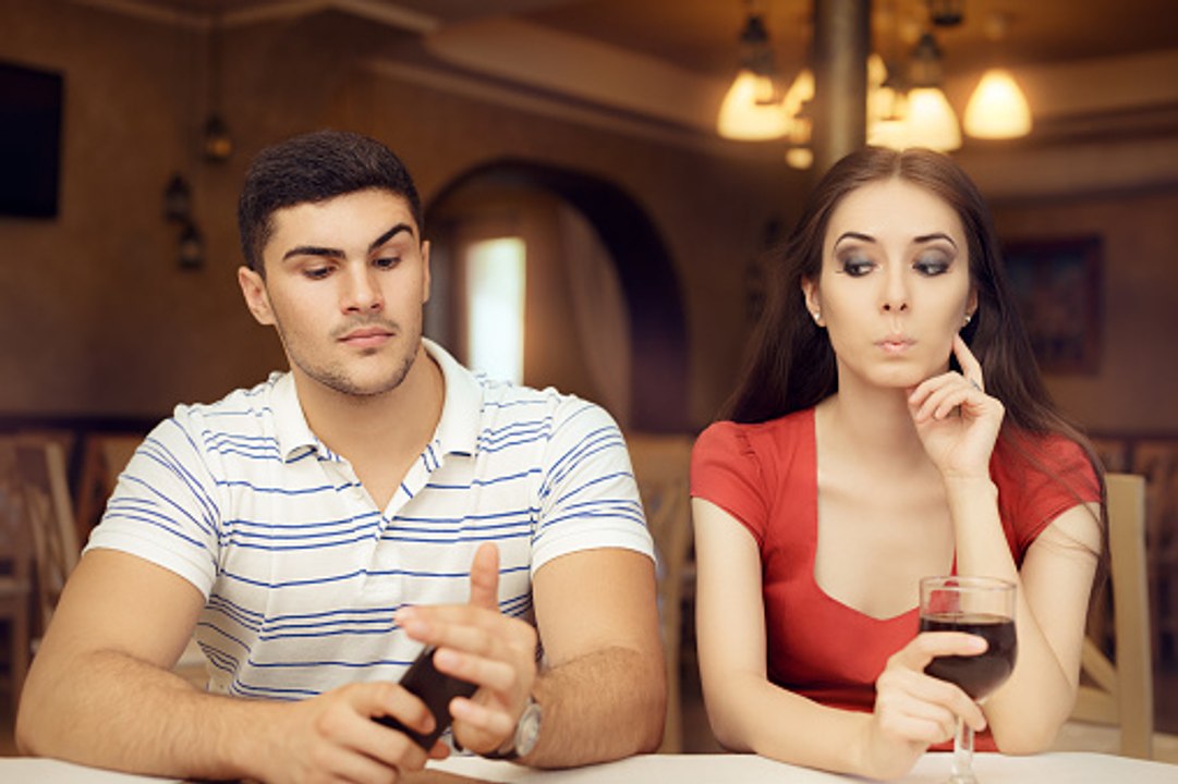 Diese komischen Angewohnheiten verheimlichen wir Männer vor Frauen