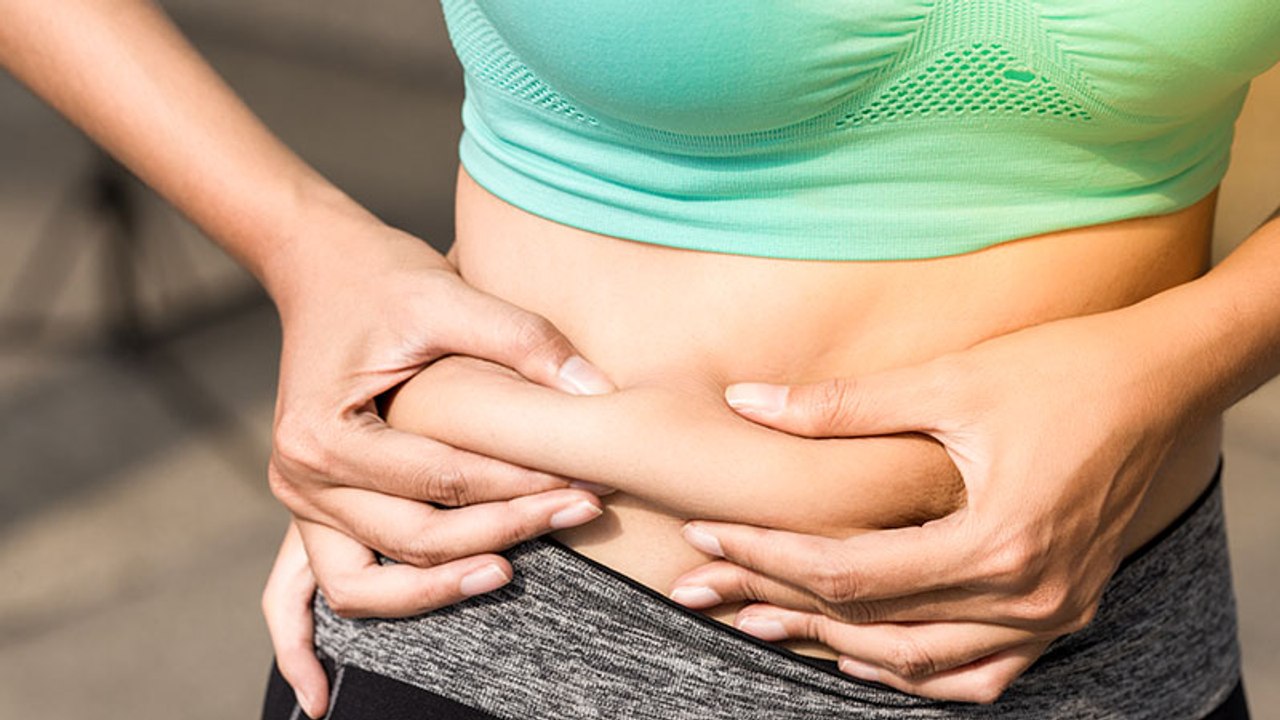 30-minütiges Intensivprogramm: So sagst du den letzten Speckröllchen den Kampf an!