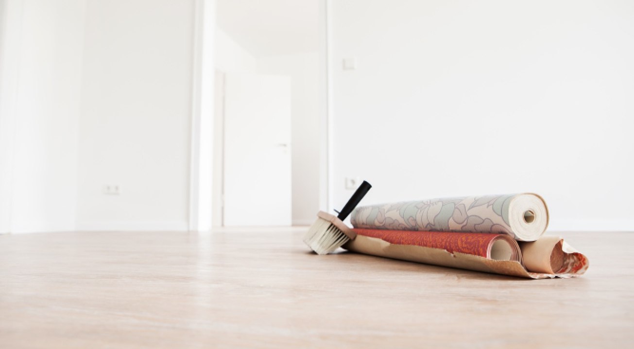 Tapetenreste: Mit diesen Tricks lässt sich deine Wohnung kreativ aufwerten