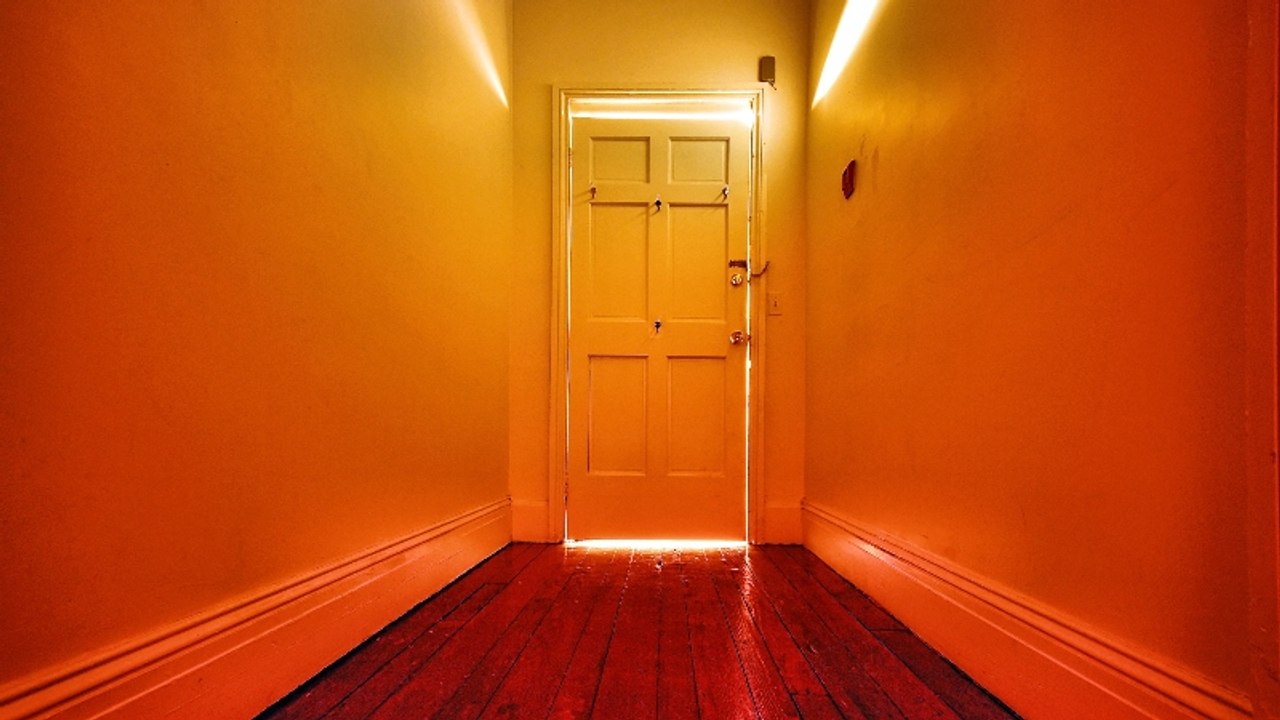 Einbruch: Was Polizisten hinter dieser Tür finden, macht sie sprachlos