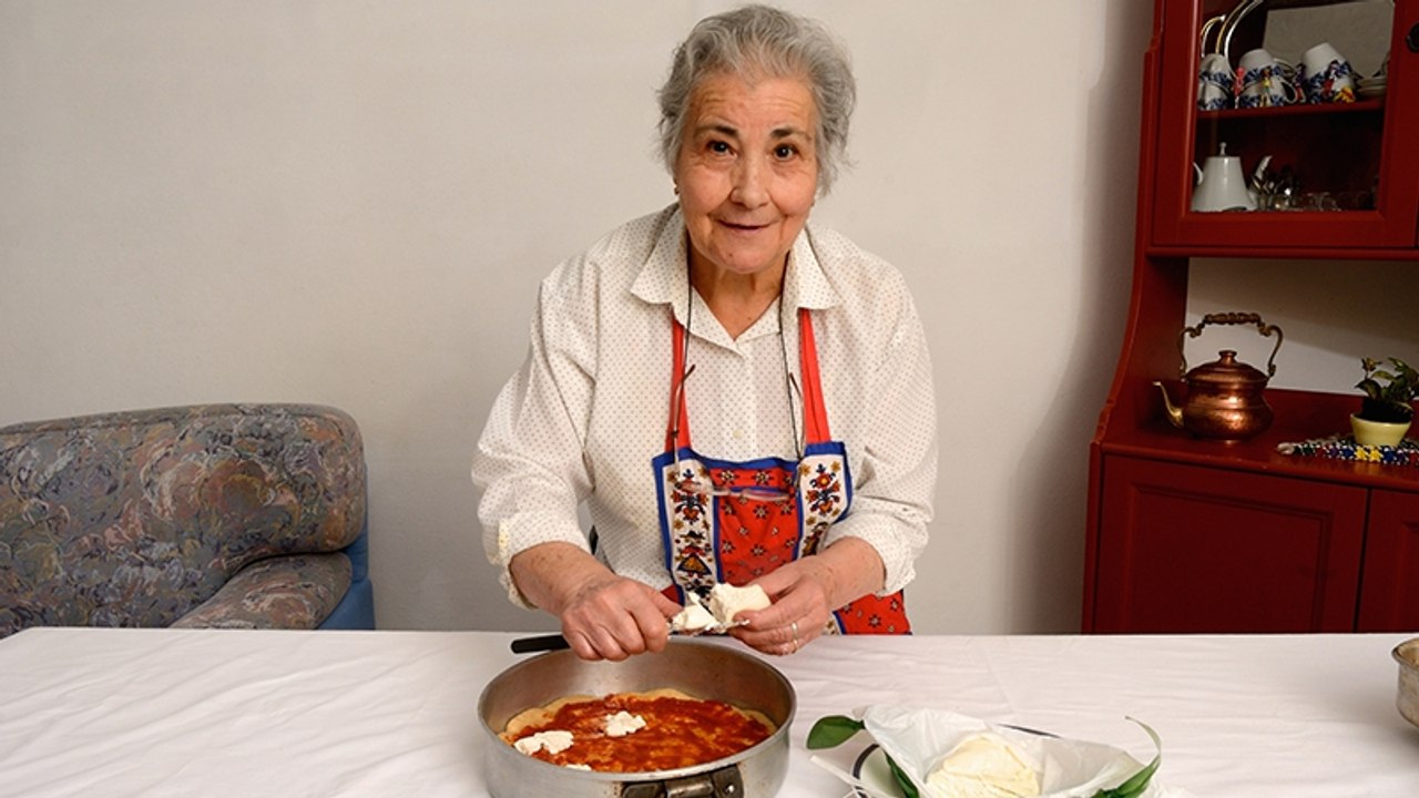 Wegen Vergangenheit ihres Mannes verzichtet Ehefrau 70 Jahre auf Pizza