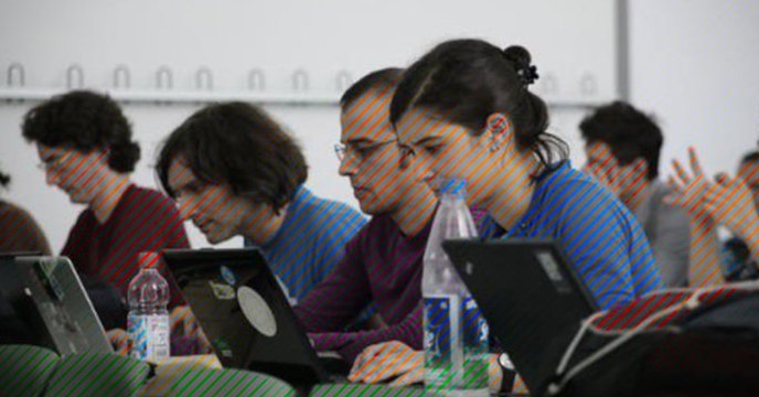 Mit diesem Bild führt der Künstler die Menschen in die Irre