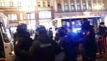 Manifestations réprimées contre la guerre à Saint-Pétersbourg