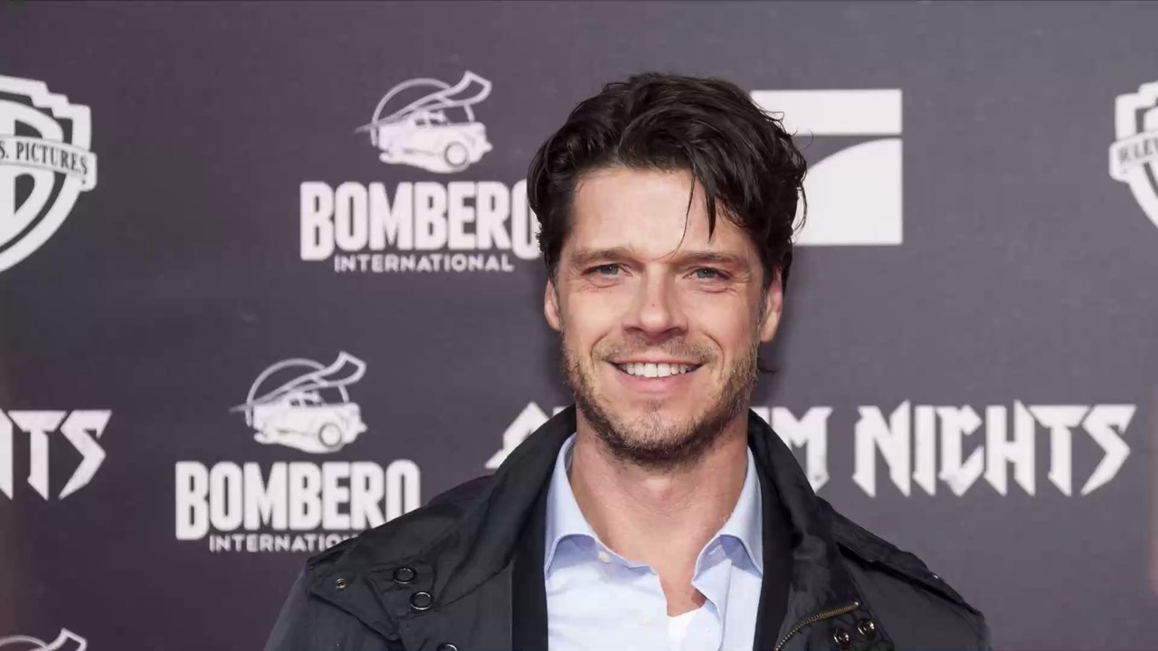 'Alles was zählt'-Star Stephen Dürr muss nach Dreh in der Arktis in die Notaufnahme