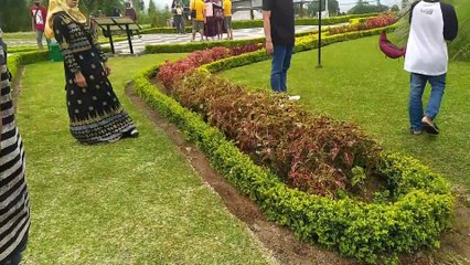 Killa jalan ke taman bunga