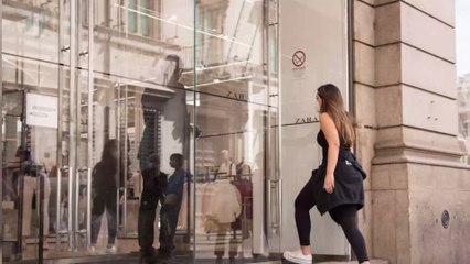 This Dress From Zara Is All The Rage Right Now