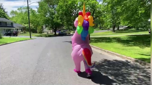 Grandma’s Desperate Attempt to See Her Grandchildren Goes Viral