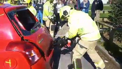 How firefighters cut people out of cars after crashes
