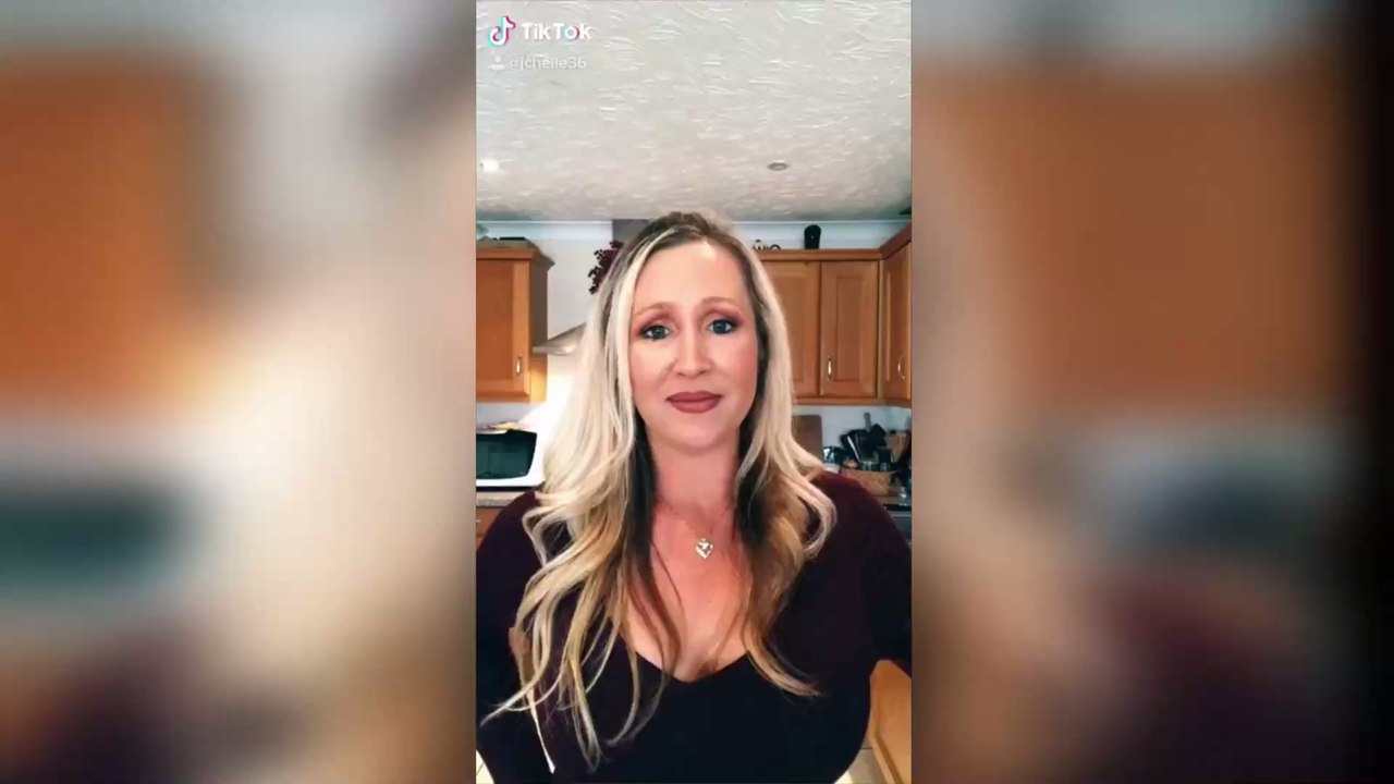 This US mum's tea making technique is sending the UK into shock
