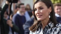 Retro-Look: Letizia von Spanien begeistert in bodenlangem Samtkleid