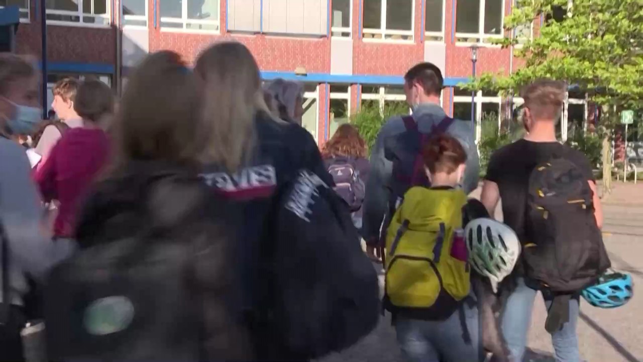 Corona: Das kommt jetzt auf Schüler im Winter zu!