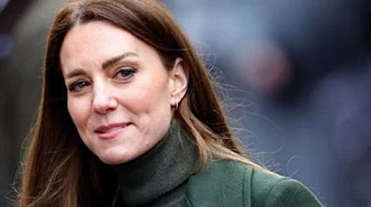 Reserved Kate 'required to start share a bit more' and let people peek into private life