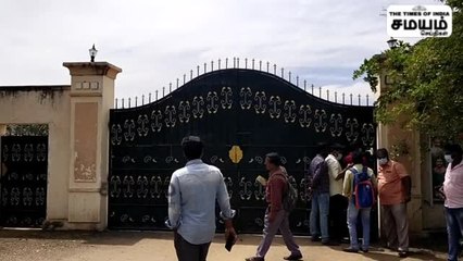 சசிகலா ரீ என்ட்ரி; ஓபிஎஸ் வீட்டில் அமைச்சர் மீட்டிங்!