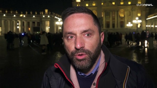 San Pietro, Napoli, Assisi: fedeli in preghiera per la pace in Ucraina