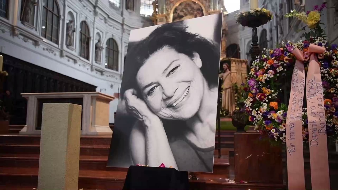 'Sie wollte nicht loslassen': Hannelore Elsners Sohn spricht über ihre letzten Tage