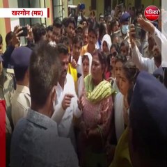 खरगोन (मप्र) : छुआछूत का किया विरोध