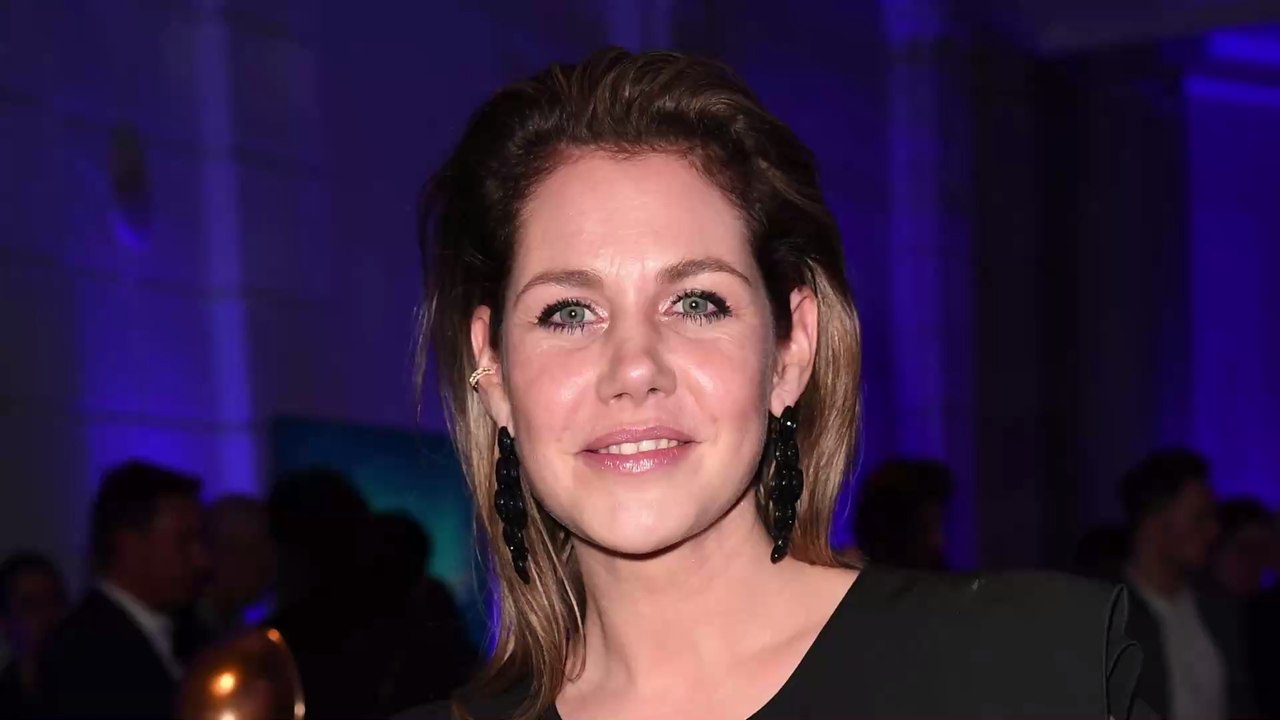 'Ich lass mich doch nicht spritzen': Felicitas Woll ist glücklich mit ihren Falten