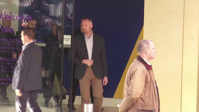 Sie sollten die Queen unterstützen : Meghans Vater verurteilt Umzug seiner Tochter