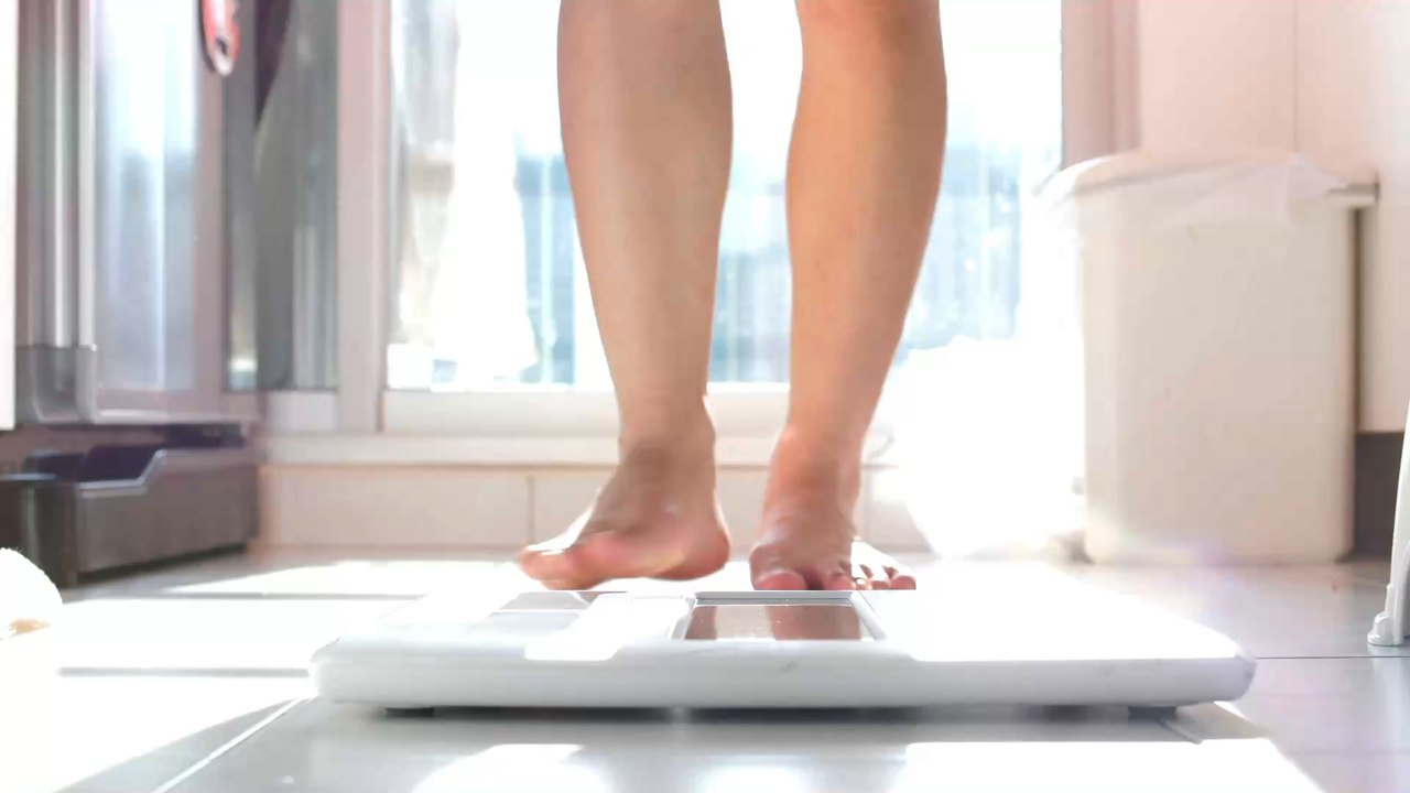 This is the perfect time of day to weigh yourself according to scientists