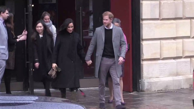 Isoliert und irrelevant : Meghan und Harry sind die großen Verlierer der Corona-Krise