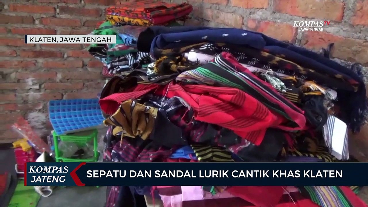 Sepatu dan Sandal Lurik Khas Klaten