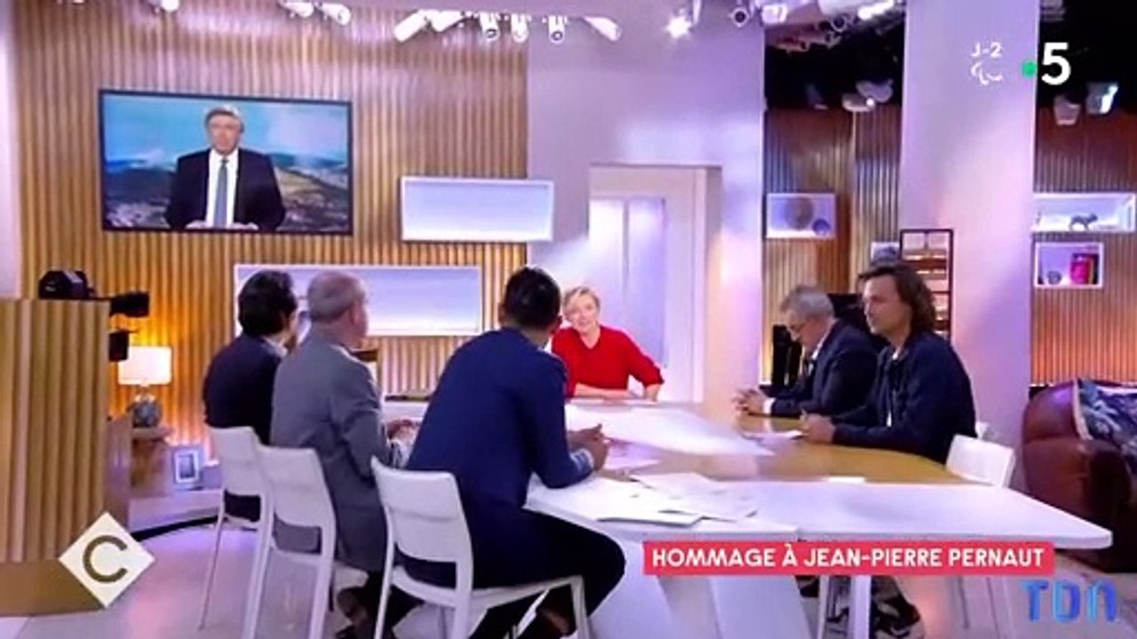 Anne-Elisabeth Lemoine fait une bourde sur la mort de Jean-Pierre Pernaut