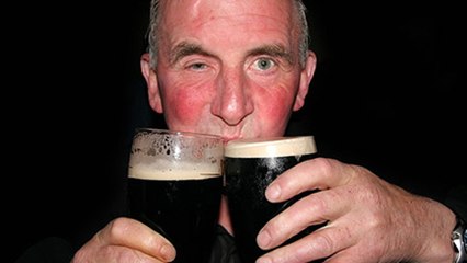 Voici pourquoi certaines personnes deviennent rouges quand elles boivent de l'alcool