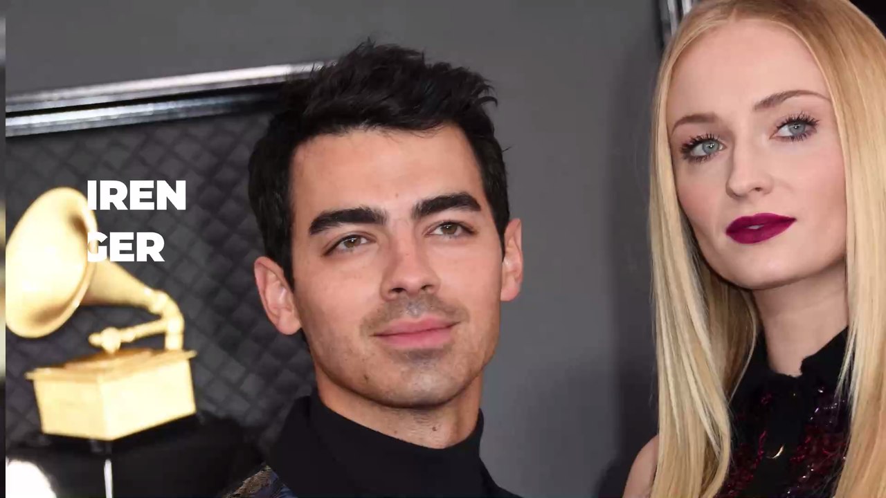 Fotobeweis: GoT-Star Sophie Turner kann ihren Babybauch nicht mehr verbergen