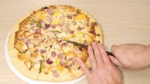 Voilà la technique pour voler une part de pizza sans que personne ne s'en rende compte