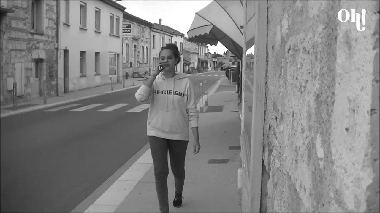 Girl evades a kidnapping by using an incredible trick