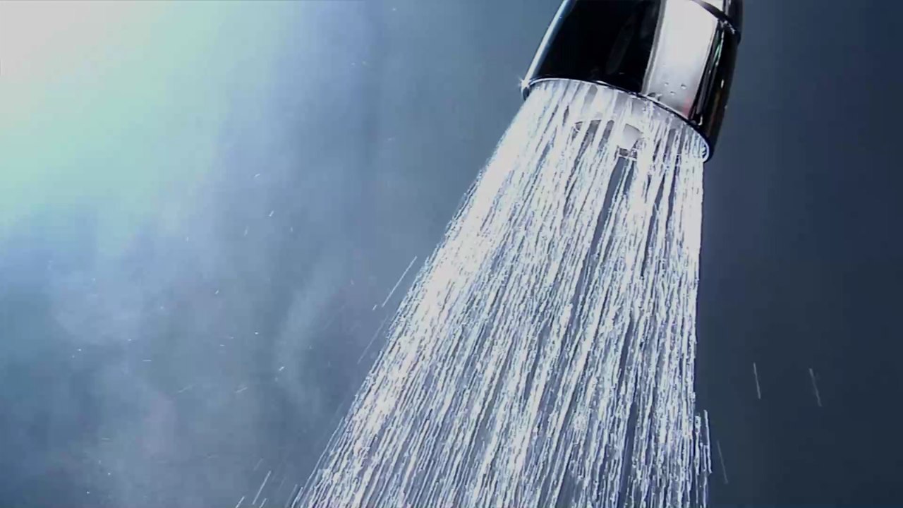 Von vielen vergessen: Diese Körperstelle solltet ihr beim Duschen nicht auslassen