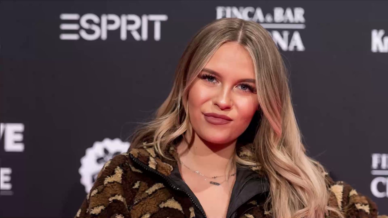 'Es ist mein Körper': Dagi Bee spricht offen über ihre Beauty-Eingriffe