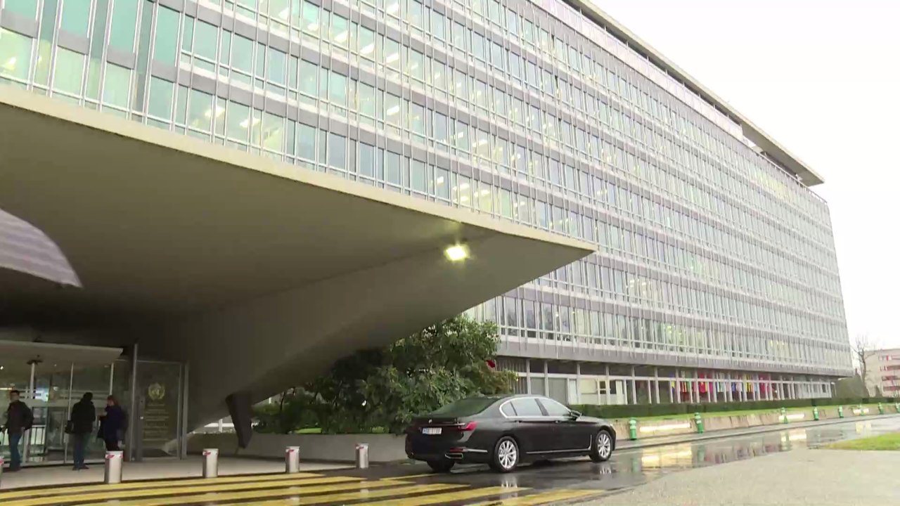 WHO ist besorgt: Corona-Übertragung auch über Luft möglich?