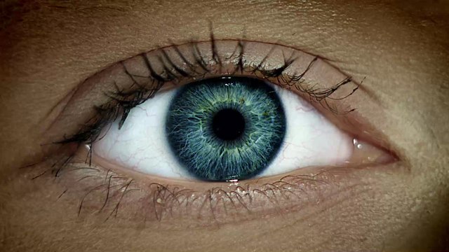 Eltern benennen Kind mit ungewöhnlichem Namen, um gratis WLAN zu bekommen