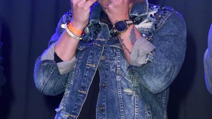 "Soll Mut machen": Danni Büchner posiert im Bikini am Strand und sendet klare Botschaft