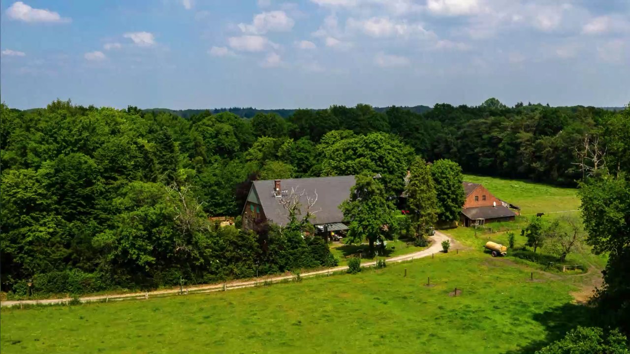 Nach Ausraster im 'Sommerhaus der Stars': Georgina Fleur zeigt ihren Verlobten Kubi an