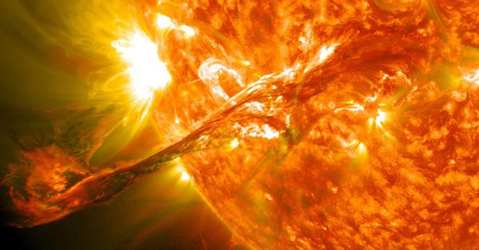 Éruption solaire : quelles seraient les conséquences d'une tempête solaire massive dans le monde actuel ?