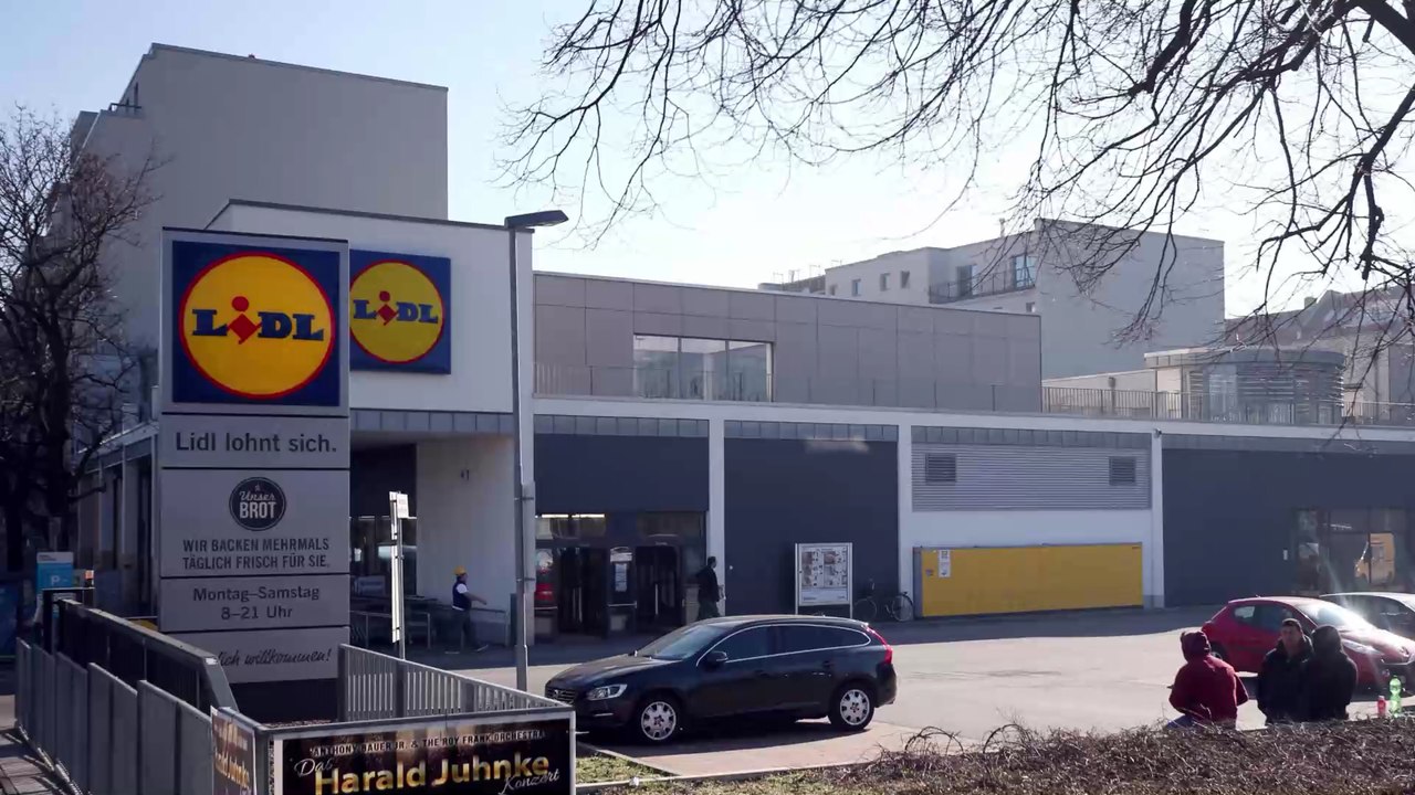 Lidl schlägt alle Rekorde: Sein YouTube-Clip übertrifft sogar Netflix!