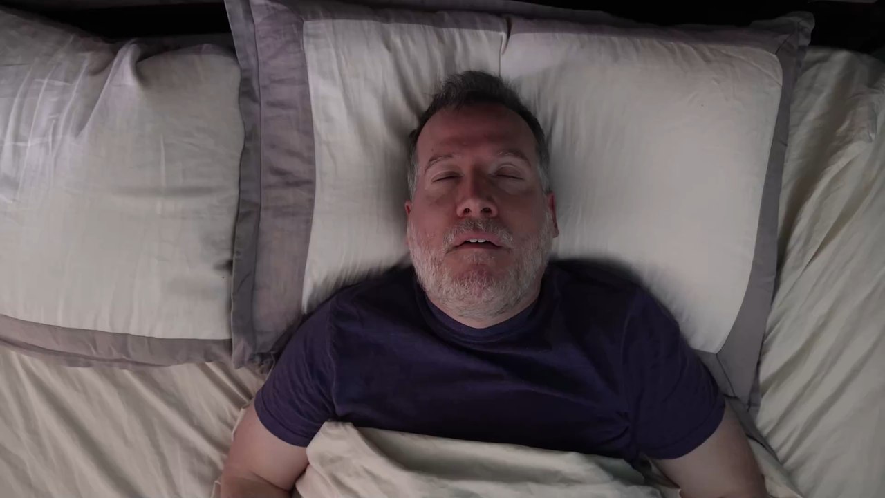 Schnarchen: Mit diesen Tipps herrscht Ruhe im Bett!