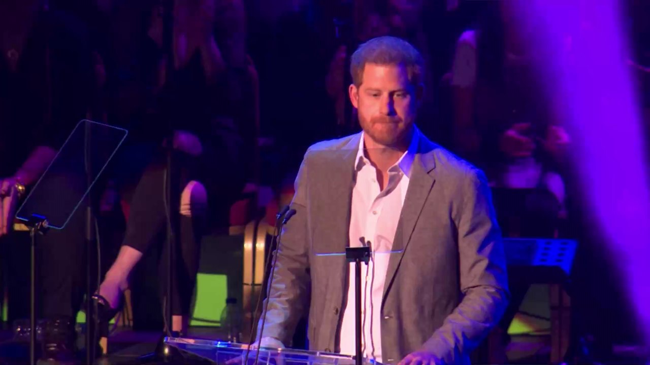 'Sehr schlechtes Benehmen': Harrys beste Freunde sind schockiert von Meghans Launen