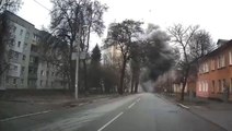 Savaşta 8. gün! Rus ordusu Ukrayna'da yerleşim yerlerini bombalıyor, patlama anı kamerada
