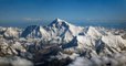 Des scientifiques ont trouvé de la "glace chaude" sur le mont Everest