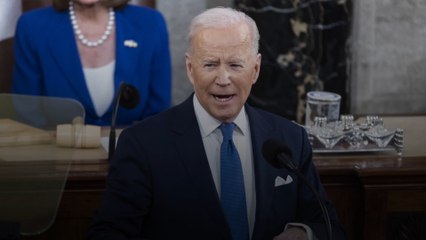 Joe Biden prononce son premier discours sur l'état de l'Union devant le Congrès
