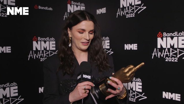 Aisling Bea on Sigrid, Sam Fender and winning Best TV Actor at the BandLab NME Awards 2022