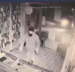 HIRSIZLIK İÇİN GİRDİĞİ İŞ YERİNDE ALARM ÇALINCA KAÇTI