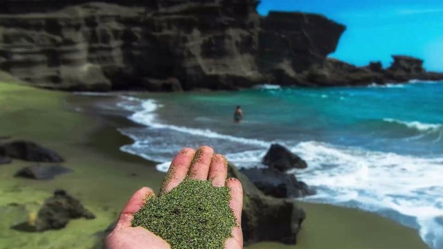Olivine : le sable vert utilisé par une ONG pour lutter contre le réchauffement climatique et les émissions de C02