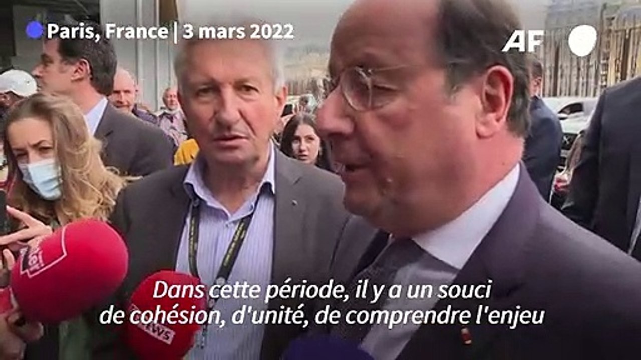 Crise russo-ukrainienne: Hollande alerte sur "un conflit qui pourrait dégénérer"