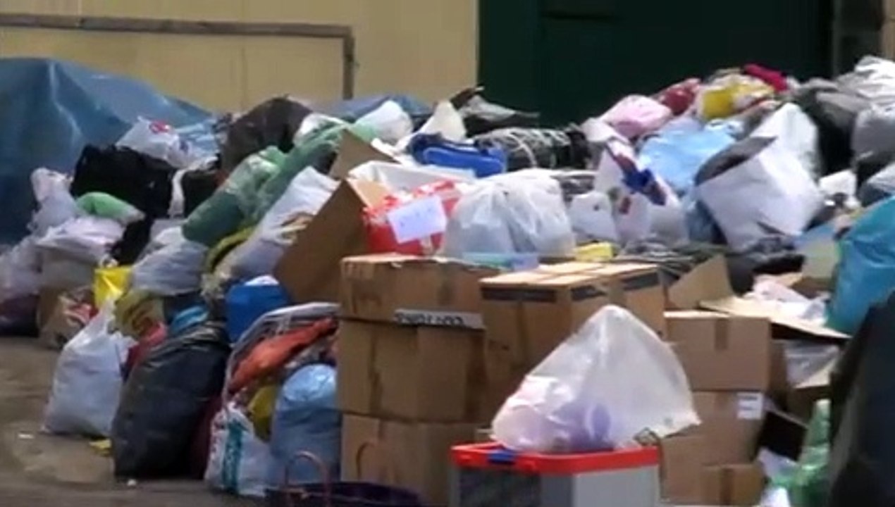 Solidarietà verso l'Ucraina, da Pistoia partono 13 tir carichi di beni di prima necessità