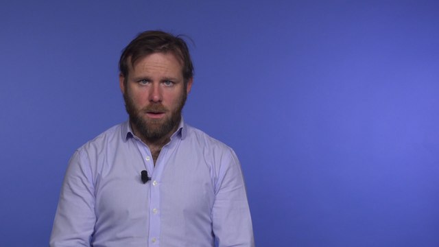 Pourquoi le ballon de rugby est-il ovale ?