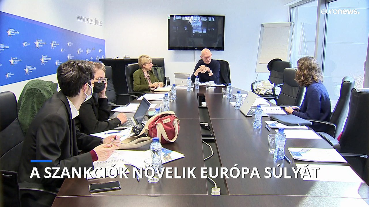 Pascal Lamy szerint az orosz támadásra adott vá...
